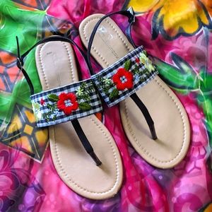 Chinese Laundry sandals size 10